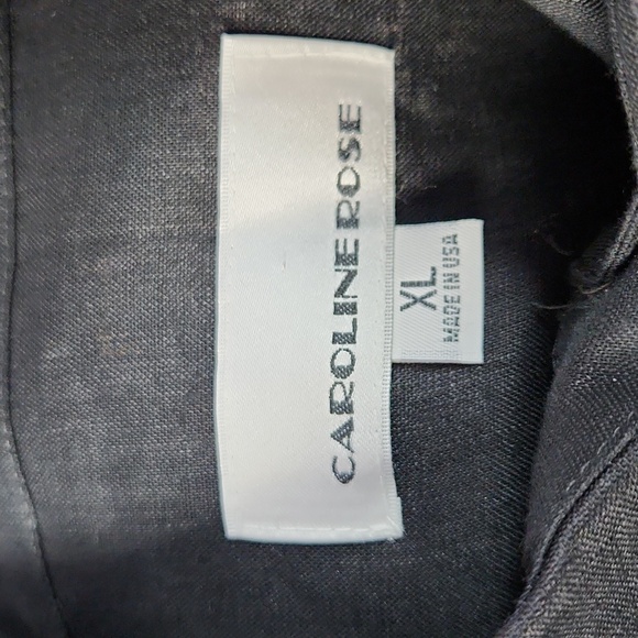 black LINEN top - Picture 11 of 12